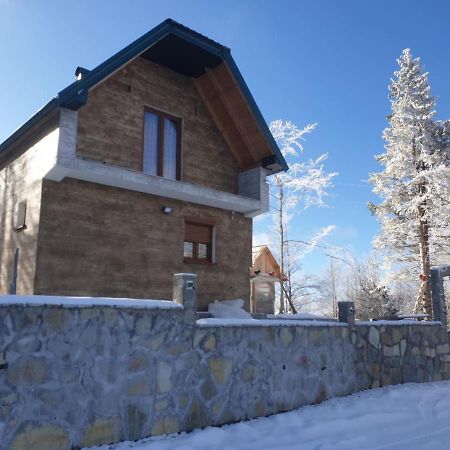 Konak Mara- Komovi Andrijevica Extérieur photo
