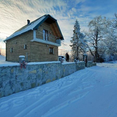 Konak Mara- Komovi Andrijevica Extérieur photo