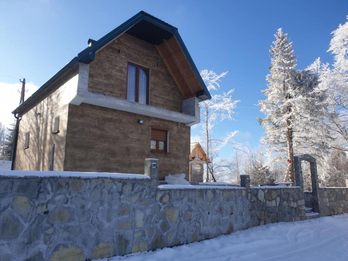 Konak Mara- Komovi Andrijevica Extérieur photo